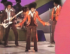 giphy (2)